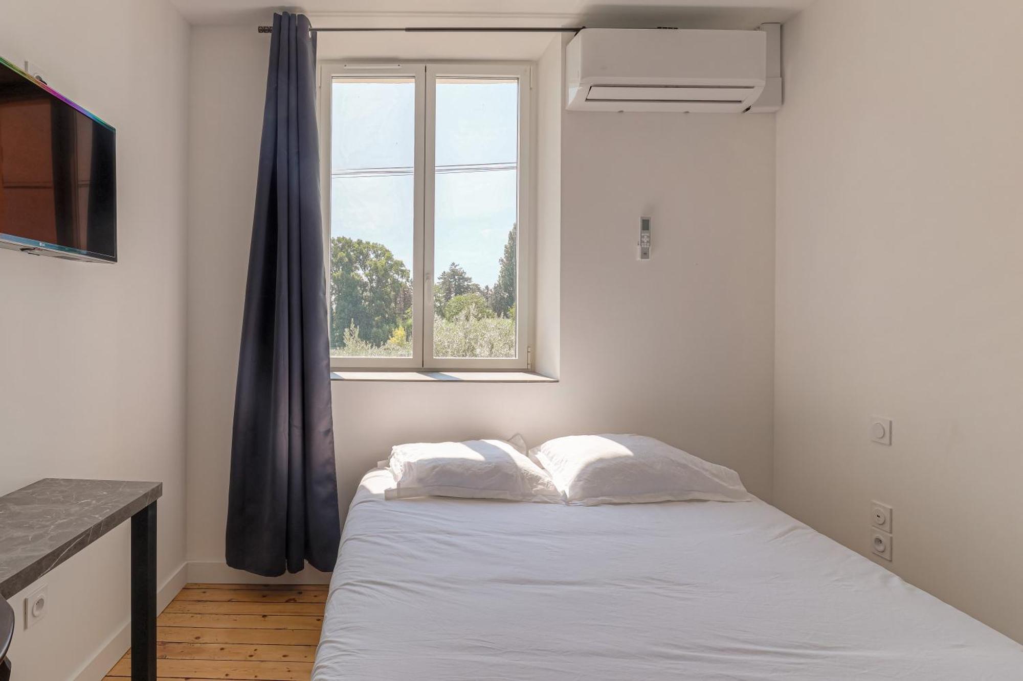 Le Berlin - Les Appartements De L'Olivier Loyettes エクステリア 写真