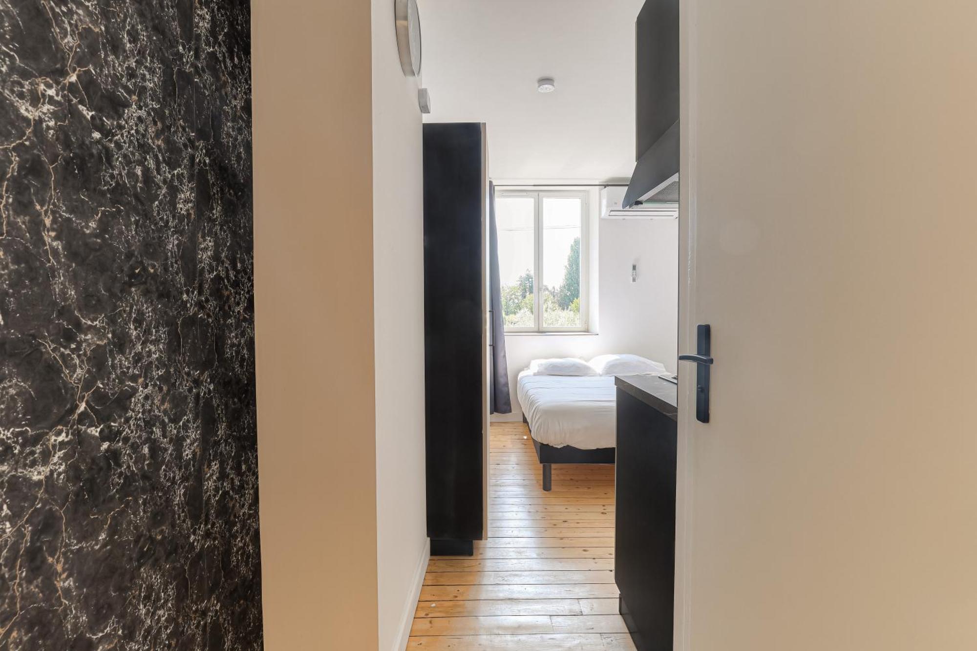 Le Berlin - Les Appartements De L'Olivier Loyettes エクステリア 写真